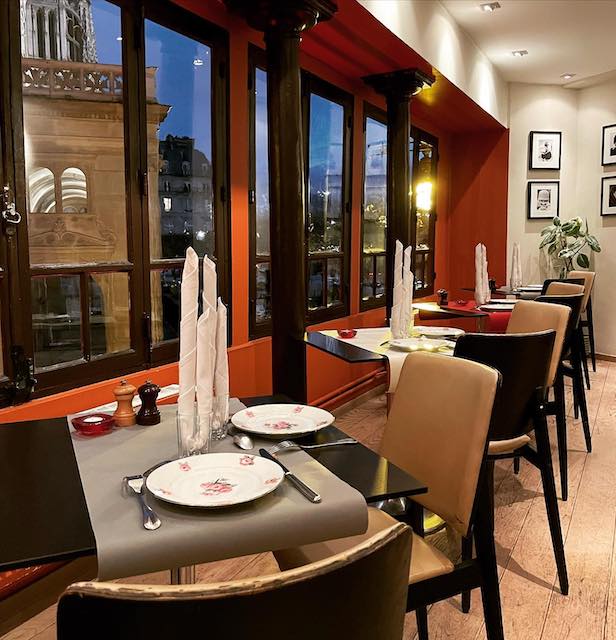 Guests enjoying the tasting menu